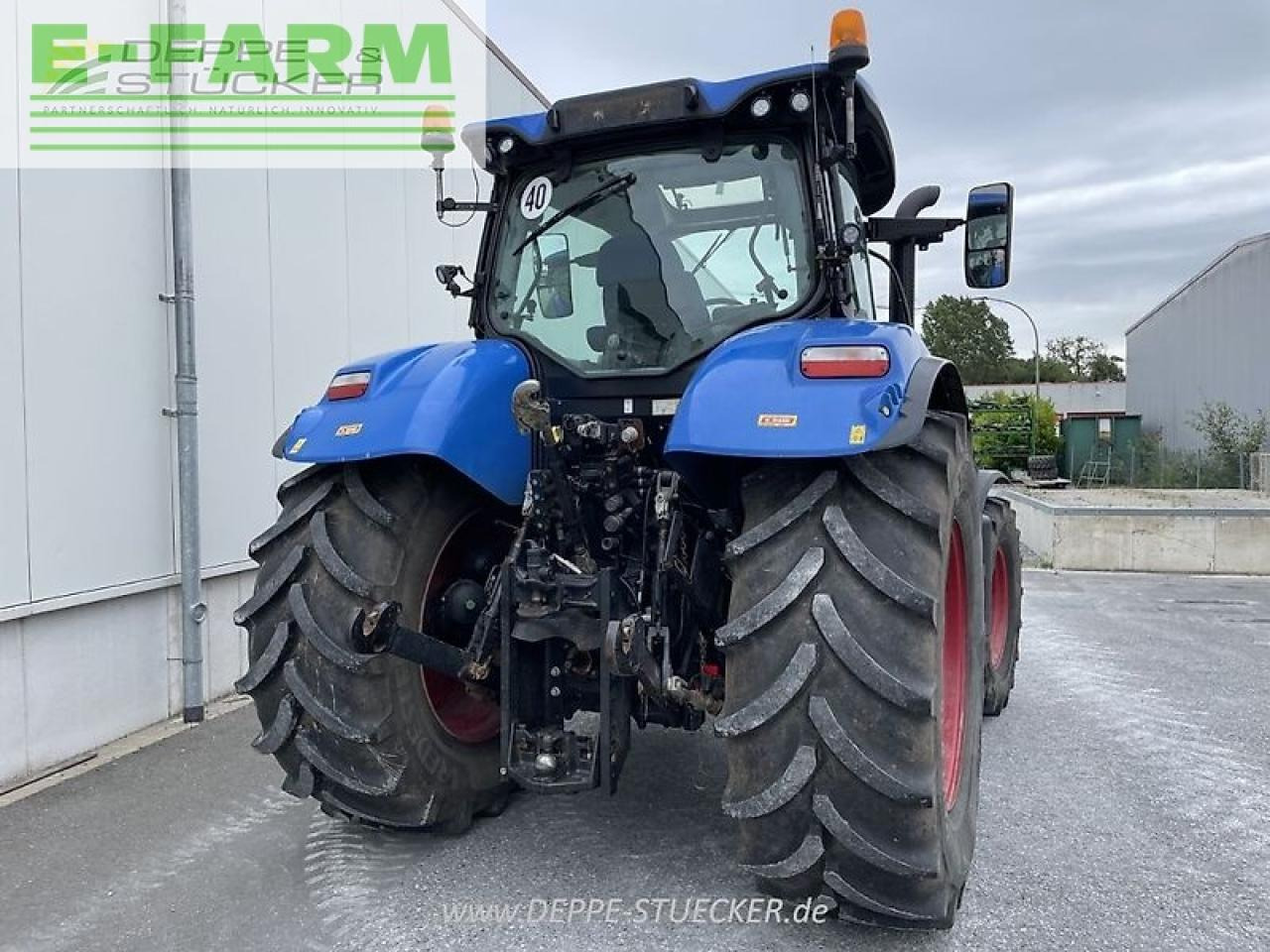 New Holland t7.175 - Traktors: foto 2 New Holland t7.175 - Traktors: foto 2