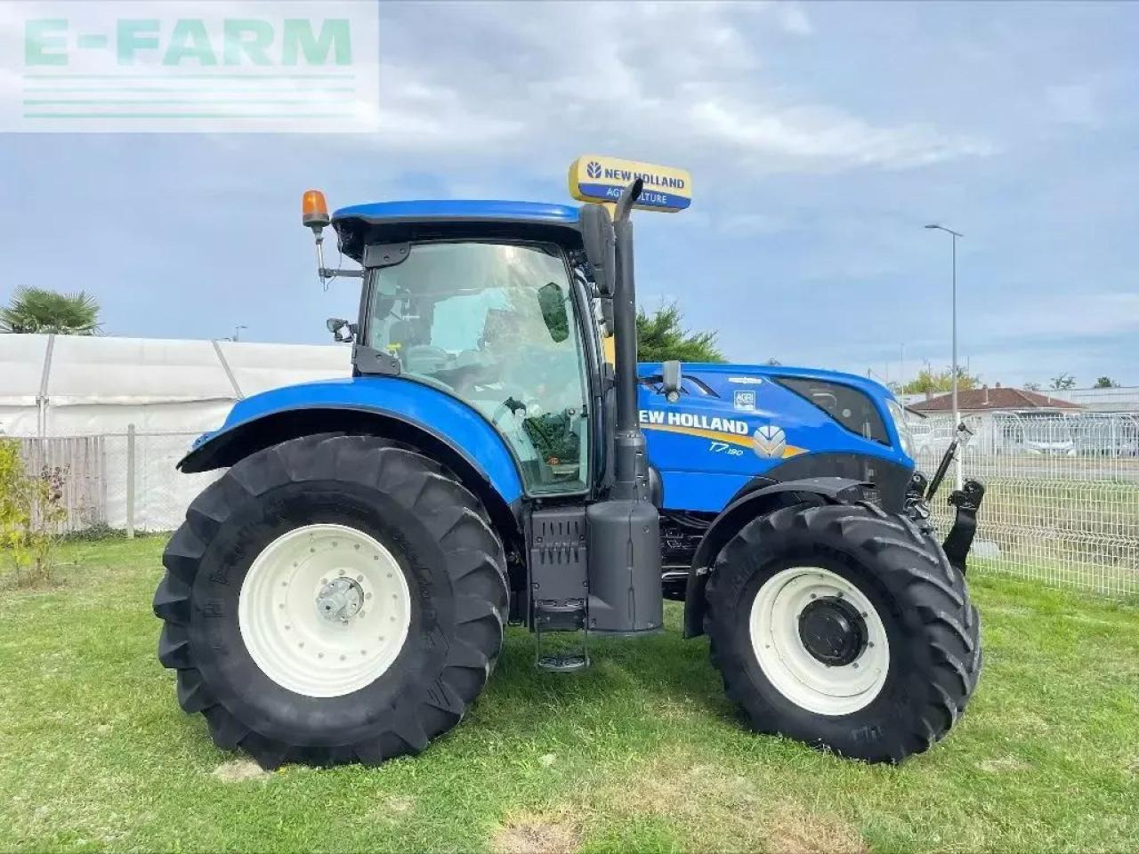 New Holland t7.190 - Traktors: foto 5 New Holland t7.190 - Traktors: foto 5