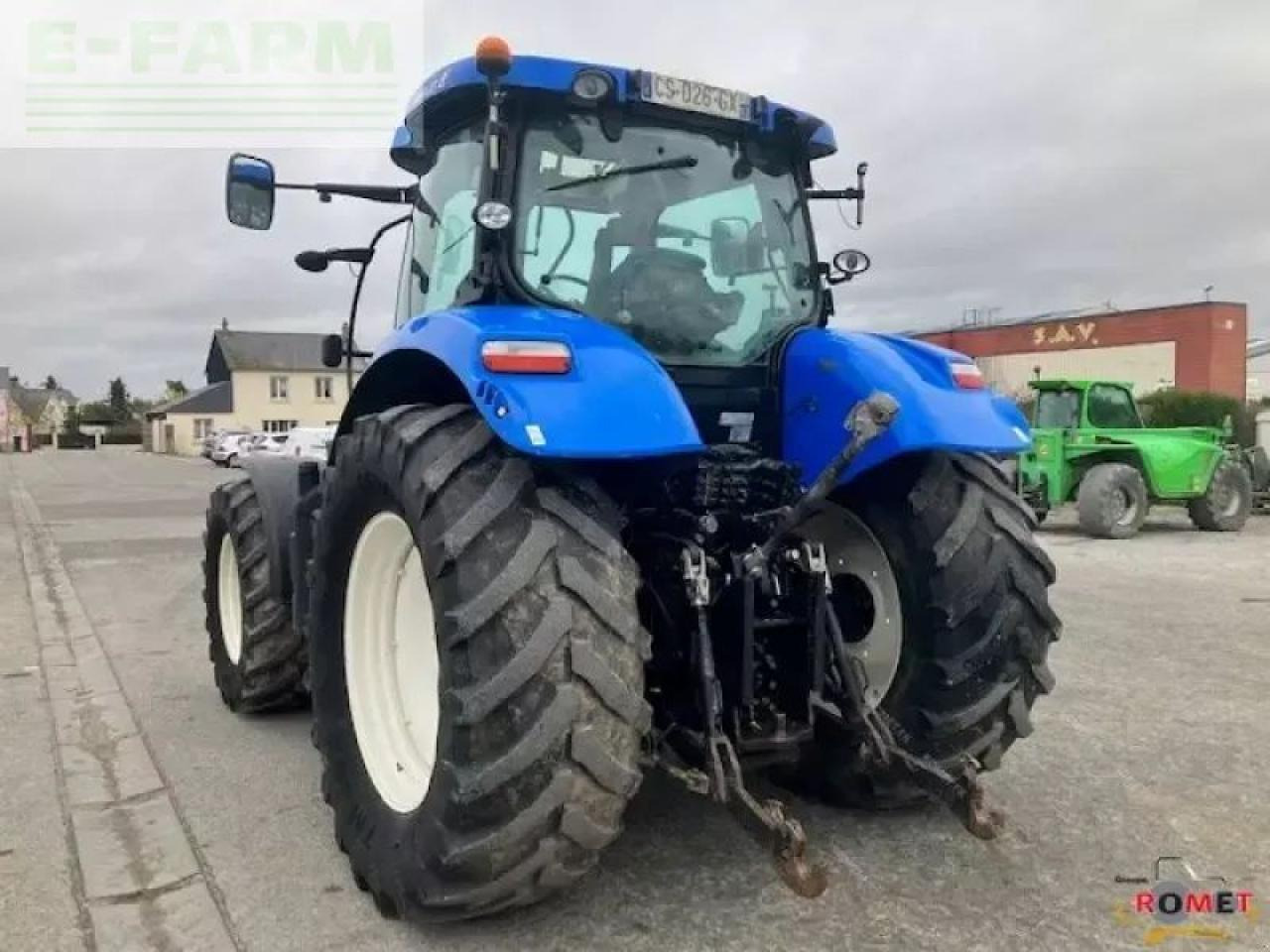 New Holland t7.200 autocomma - Traktors: foto 4 New Holland t7.200 autocomma - Traktors: foto 4