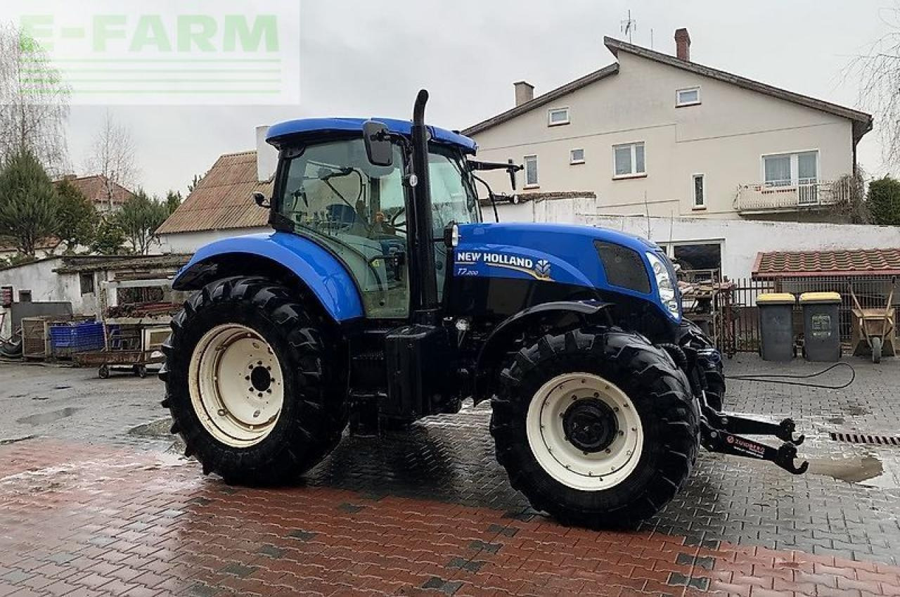 New Holland t7.200 rangecommand / price with tax / preis mit steuer / prix ttc / - Traktors: foto 4 New Holland t7.200 rangecommand / price with tax / preis mit steuer / prix ttc / - Traktors: foto 4