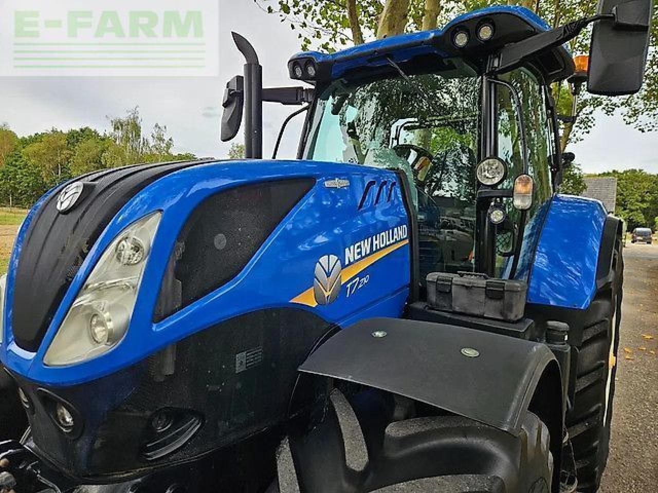 New Holland t7.210 ac auto command ( t7.225 t7.190 t7.175 t7.165 ) - Traktors: foto 3 New Holland t7.210 ac auto command ( t7.225 t7.190 t7.175 t7.165 ) - Traktors: foto 3