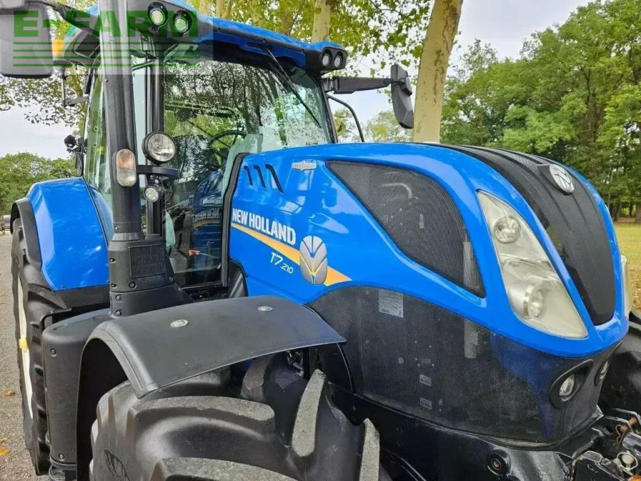 New Holland t7.210 ac auto command ( t7.225 t7.190 t7.175 t7.165 ) t7.210 ac - Traktors: foto 4 New Holland t7.210 ac auto command ( t7.225 t7.190 t7.175 t7.165 ) t7.210 ac - Traktors: foto 4