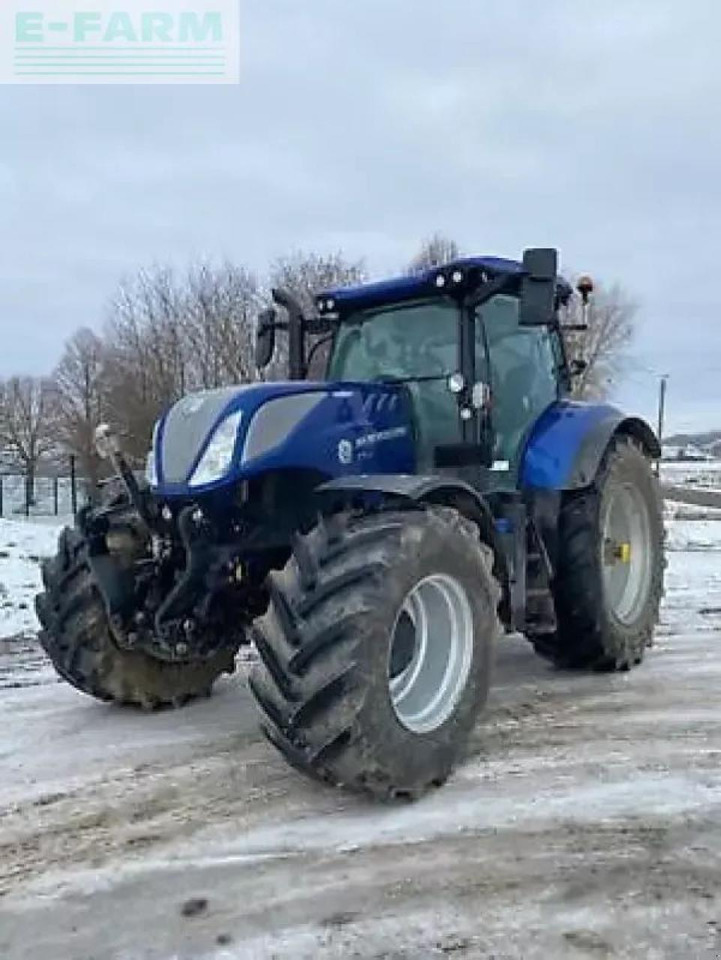 New Holland t7.210 autocommand blue power - Traktors: foto 2 New Holland t7.210 autocommand blue power - Traktors: foto 2