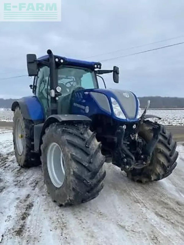 New Holland t7.210 autocommand blue power - Traktors: foto 1 New Holland t7.210 autocommand blue power - Traktors: foto 1