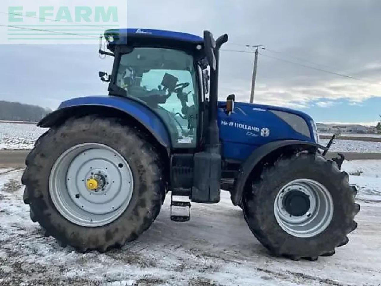 New Holland t7.210 autocommand blue power - Traktors: foto 3 New Holland t7.210 autocommand blue power - Traktors: foto 3
