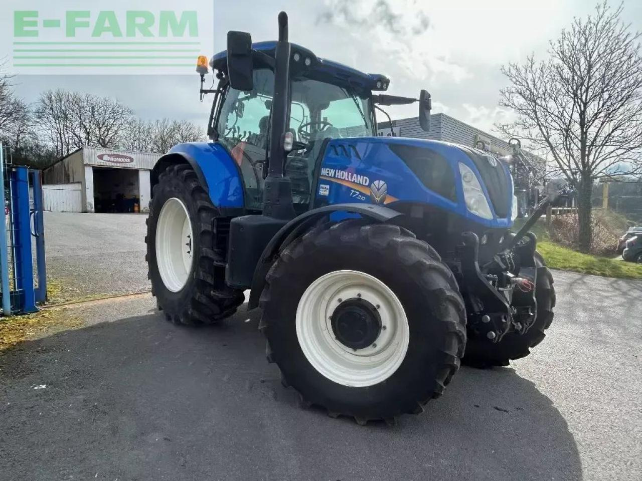 New Holland t7.210 classic - Traktors: foto 5 New Holland t7.210 classic - Traktors: foto 5