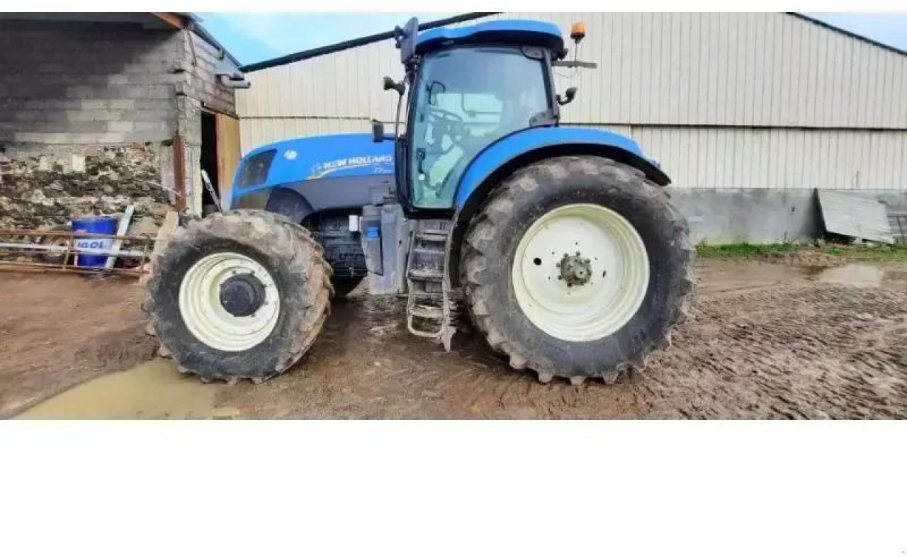 New Holland t7-210pc-sw - Traktors: foto 1 New Holland t7-210pc-sw - Traktors: foto 1