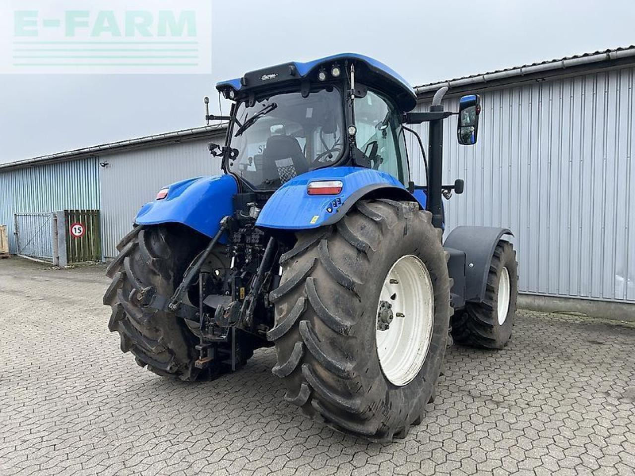 Traktors New Holland t7.230: foto 14