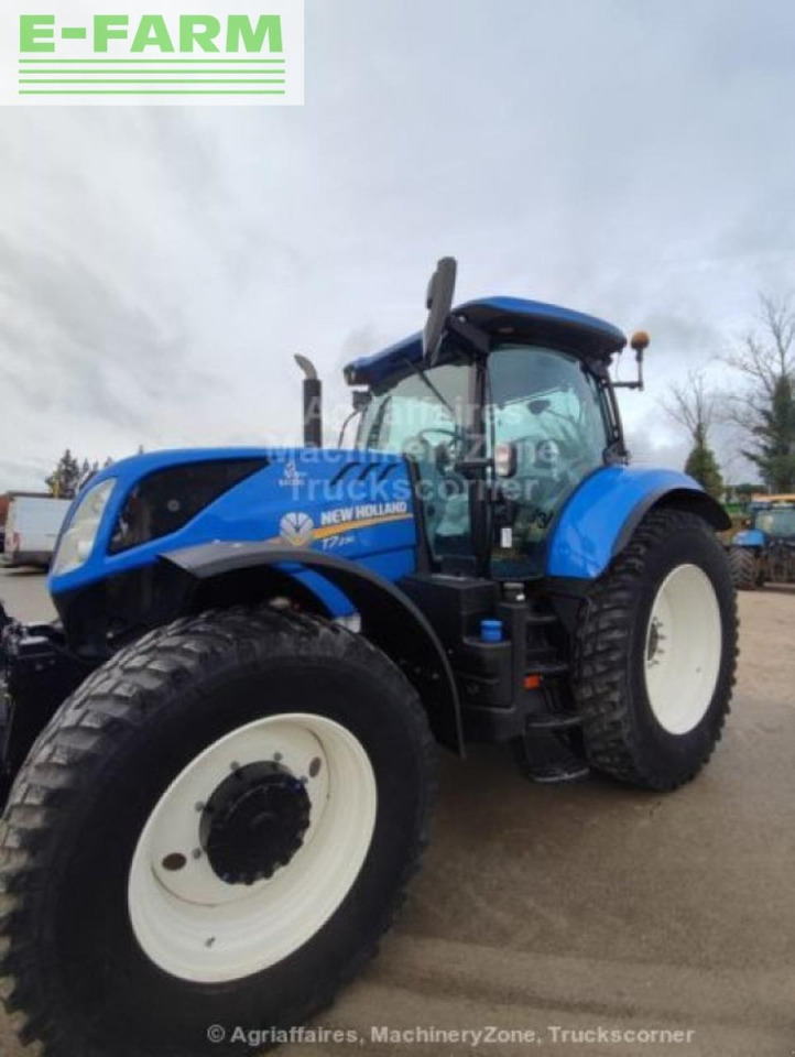 New Holland t7 230 - Traktors: foto 3 New Holland t7 230 - Traktors: foto 3