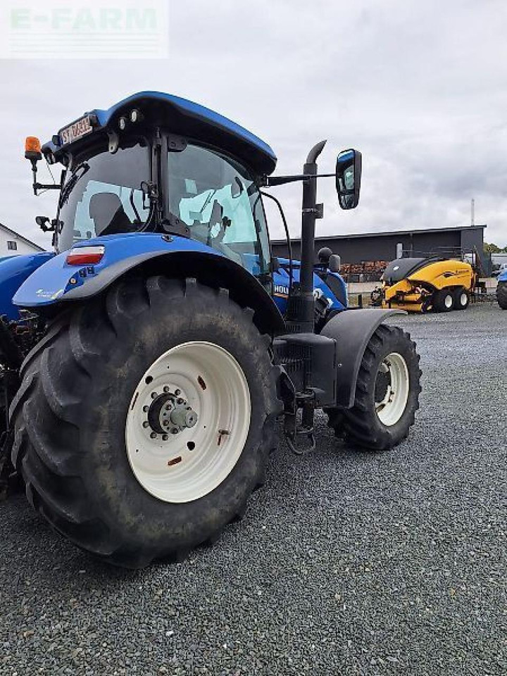 New Holland t7.230 ac - Traktors: foto 5 New Holland t7.230 ac - Traktors: foto 5