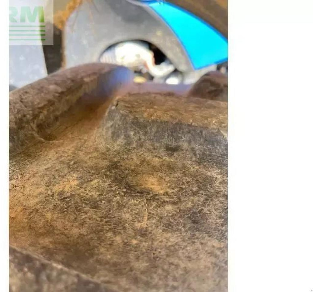 Traktors New Holland t7-230pc: foto 8