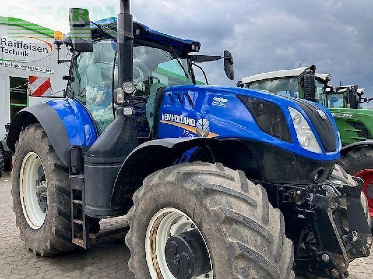 New Holland t7.250 - Traktors: foto 2 New Holland t7.250 - Traktors: foto 2