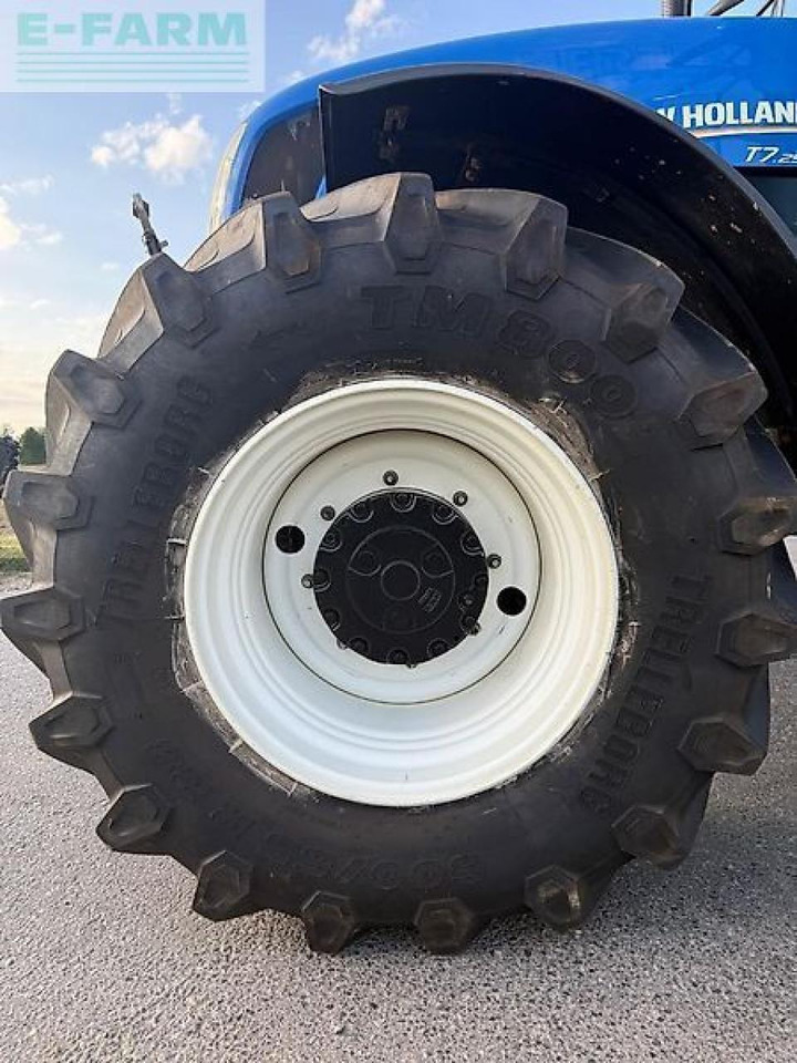 Traktors New Holland t7.250 autocommand: foto 8