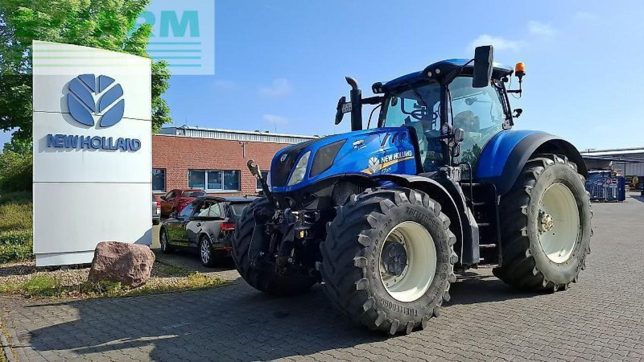 New Holland t7.275 heavy duty - Traktors: foto 1 New Holland t7.275 heavy duty - Traktors: foto 1