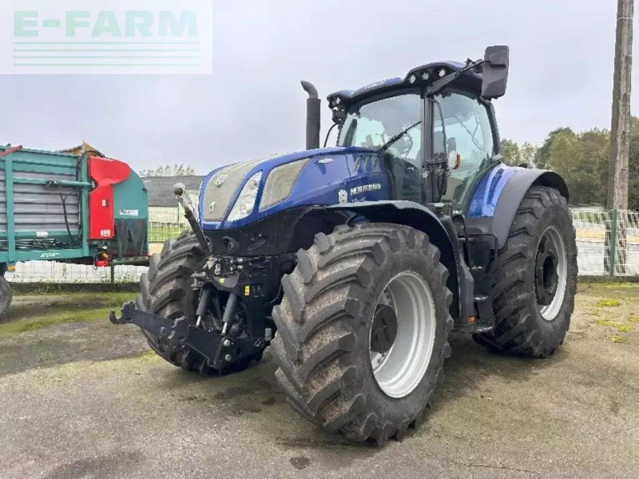 New Holland t7.315 hd plmi HD - Traktors: foto 2 New Holland t7.315 hd plmi HD - Traktors: foto 2