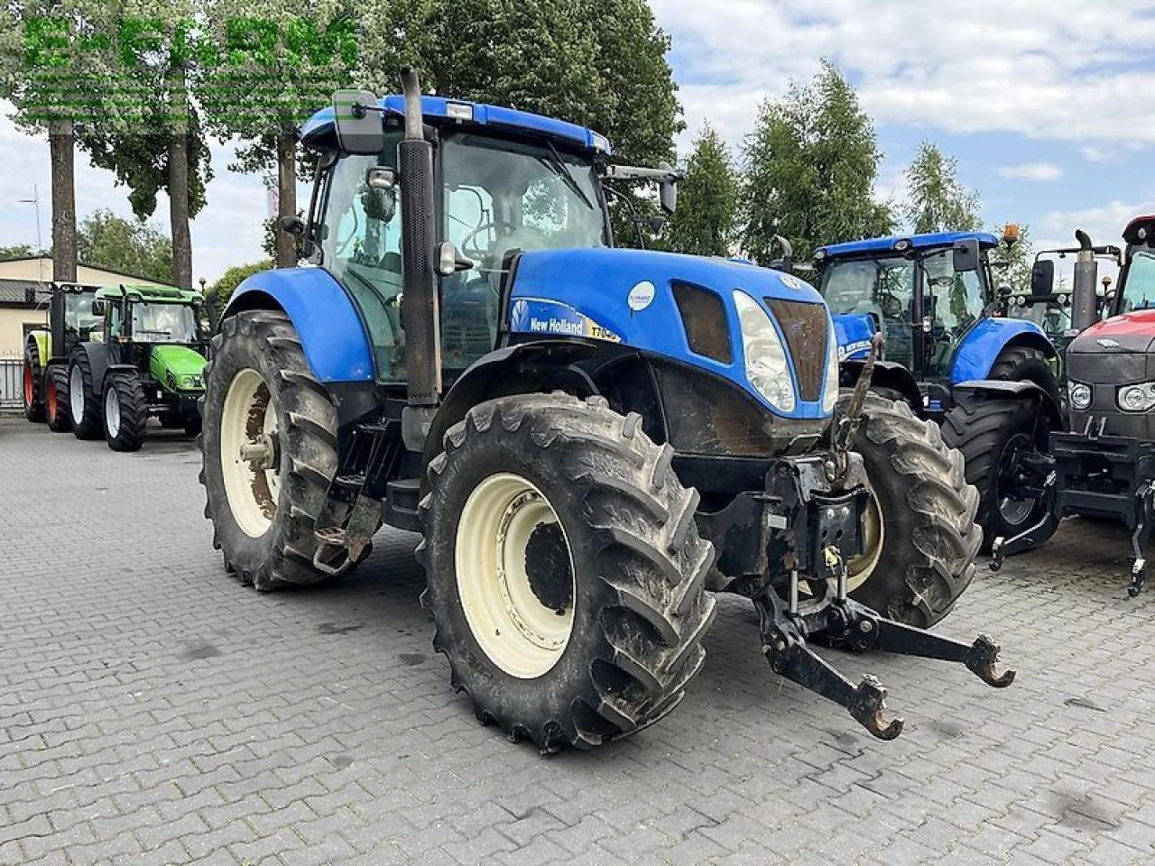 New Holland t7040 power command - Traktors: foto 3 New Holland t7040 power command - Traktors: foto 3