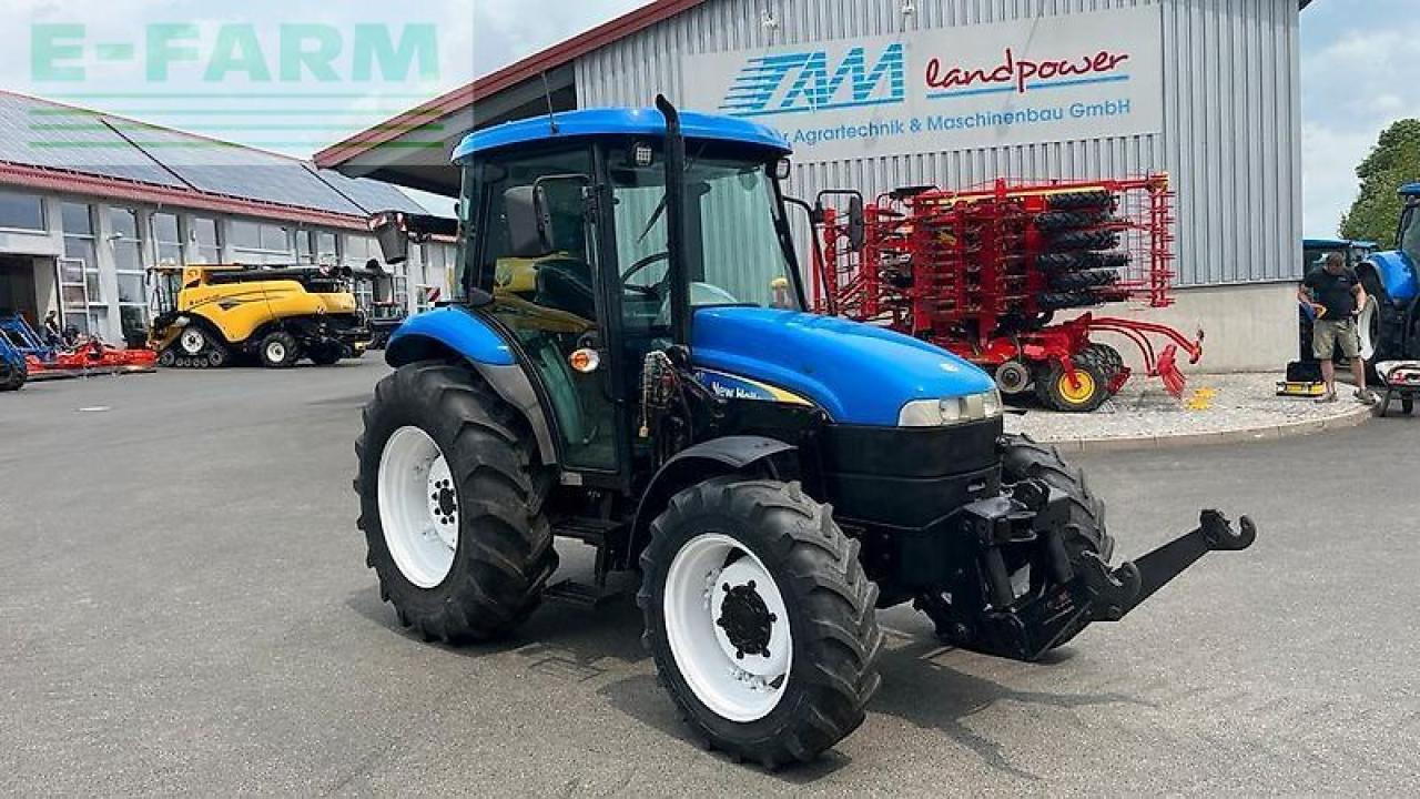 New Holland td 5010 traktor 2075 bh allrad - Traktors: foto 2 New Holland td 5010 traktor 2075 bh allrad - Traktors: foto 2