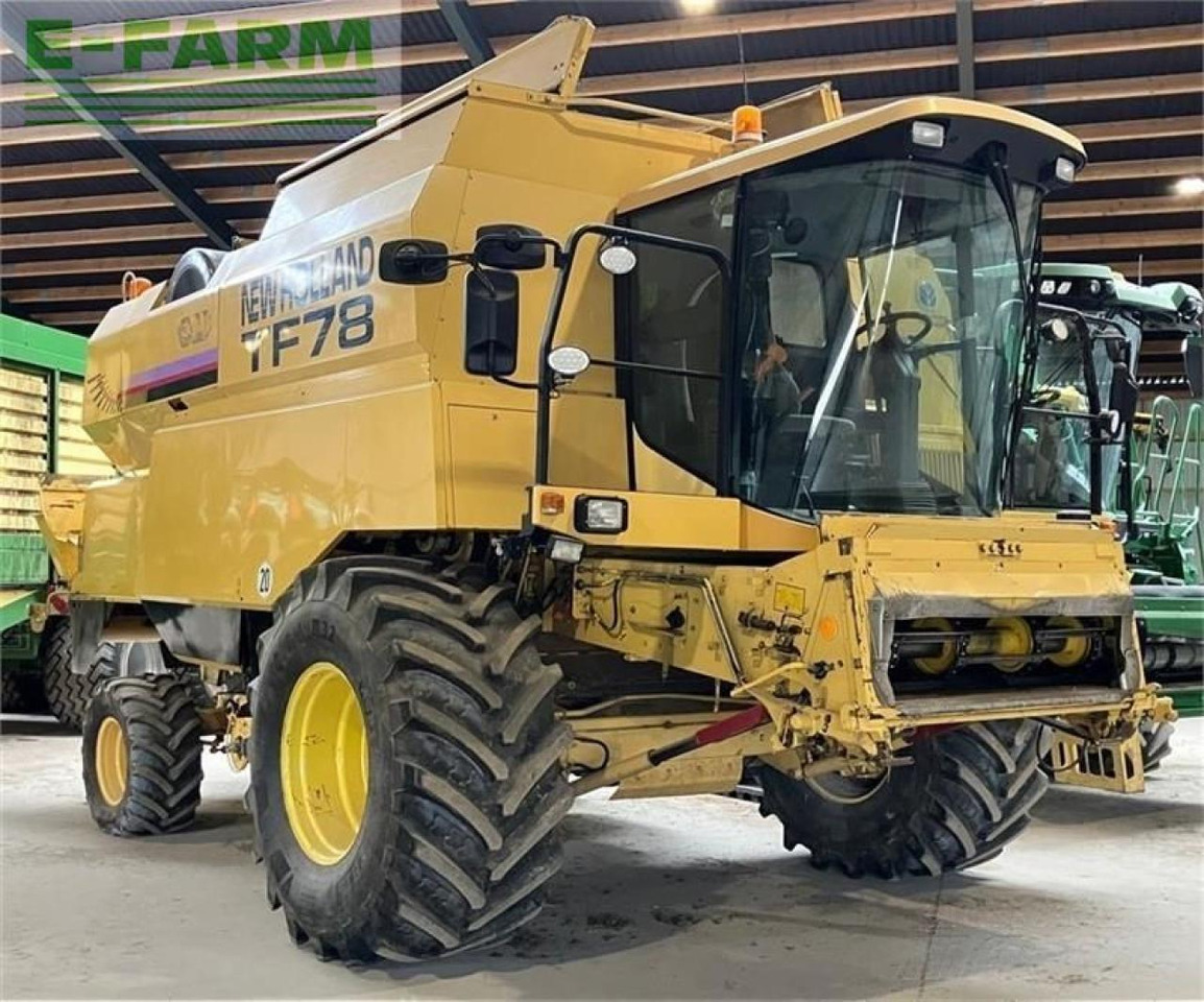 New Holland tf78 - Labības kombains: foto 2 New Holland tf78 - Labības kombains: foto 2