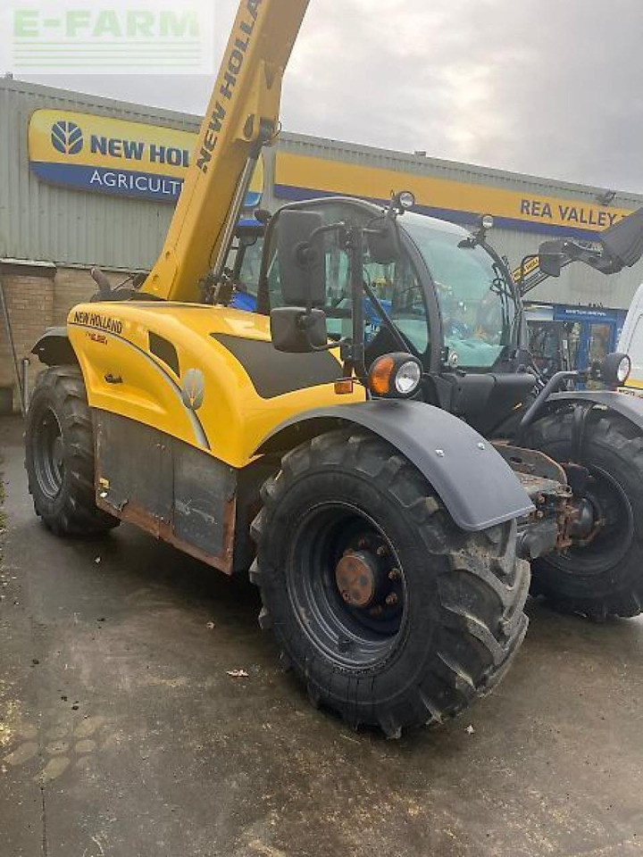 New Holland th6.32s - Teleskopiskais iekrāvējs: foto 5 New Holland th6.32s - Teleskopiskais iekrāvējs: foto 5
