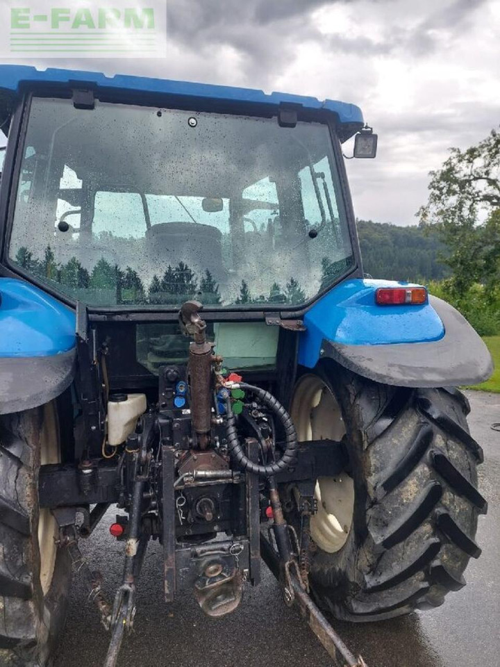 New Holland tl 90 a A - Traktors: foto 3 New Holland tl 90 a A - Traktors: foto 3