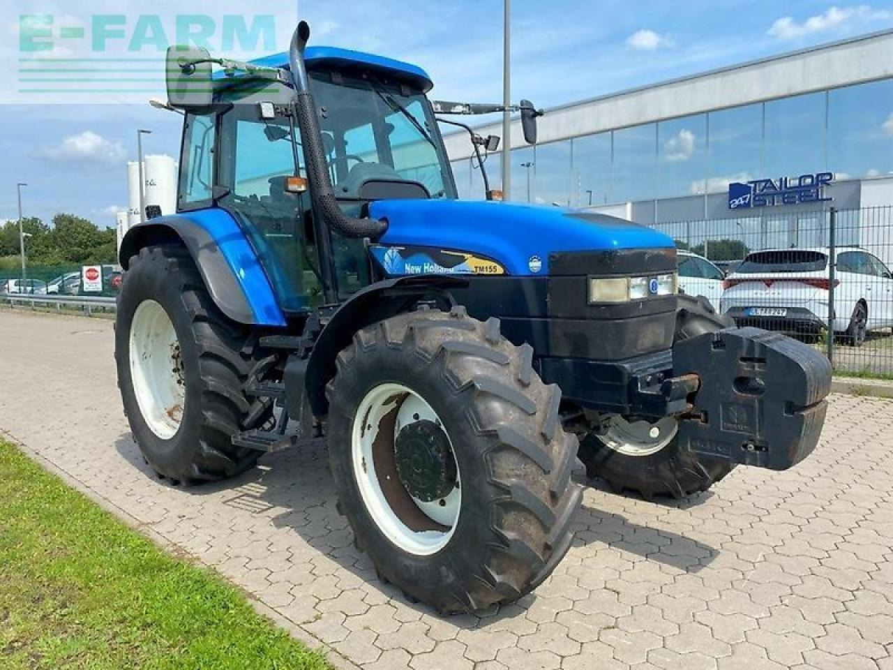 New Holland tm 155 - Traktors: foto 3 New Holland tm 155 - Traktors: foto 3