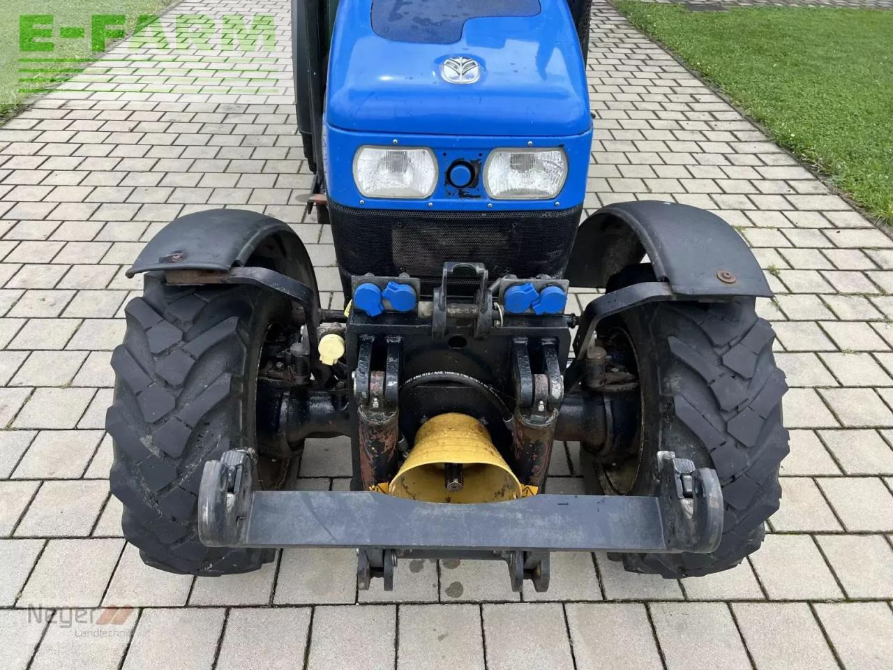 New Holland tn 95 na - Traktors: foto 5 New Holland tn 95 na - Traktors: foto 5