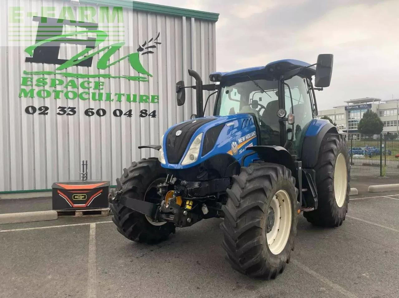New Holland tracteur agricole t6.165 dynamic command new holla - Traktors: foto 1 New Holland tracteur agricole t6.165 dynamic command new holla - Traktors: foto 1