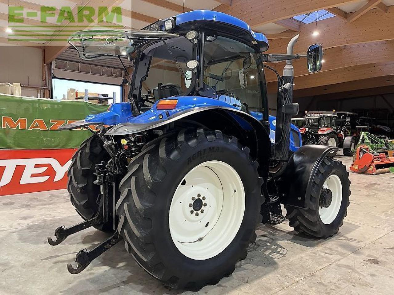 New Holland ts 115 - Traktors: foto 3 New Holland ts 115 - Traktors: foto 3