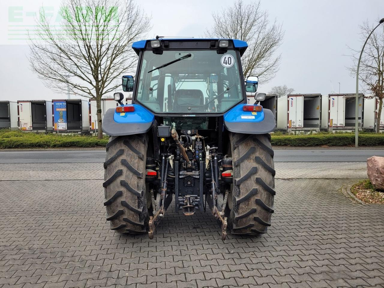 New Holland ts115 / ts 115 - Traktors: foto 5 New Holland ts115 / ts 115 - Traktors: foto 5