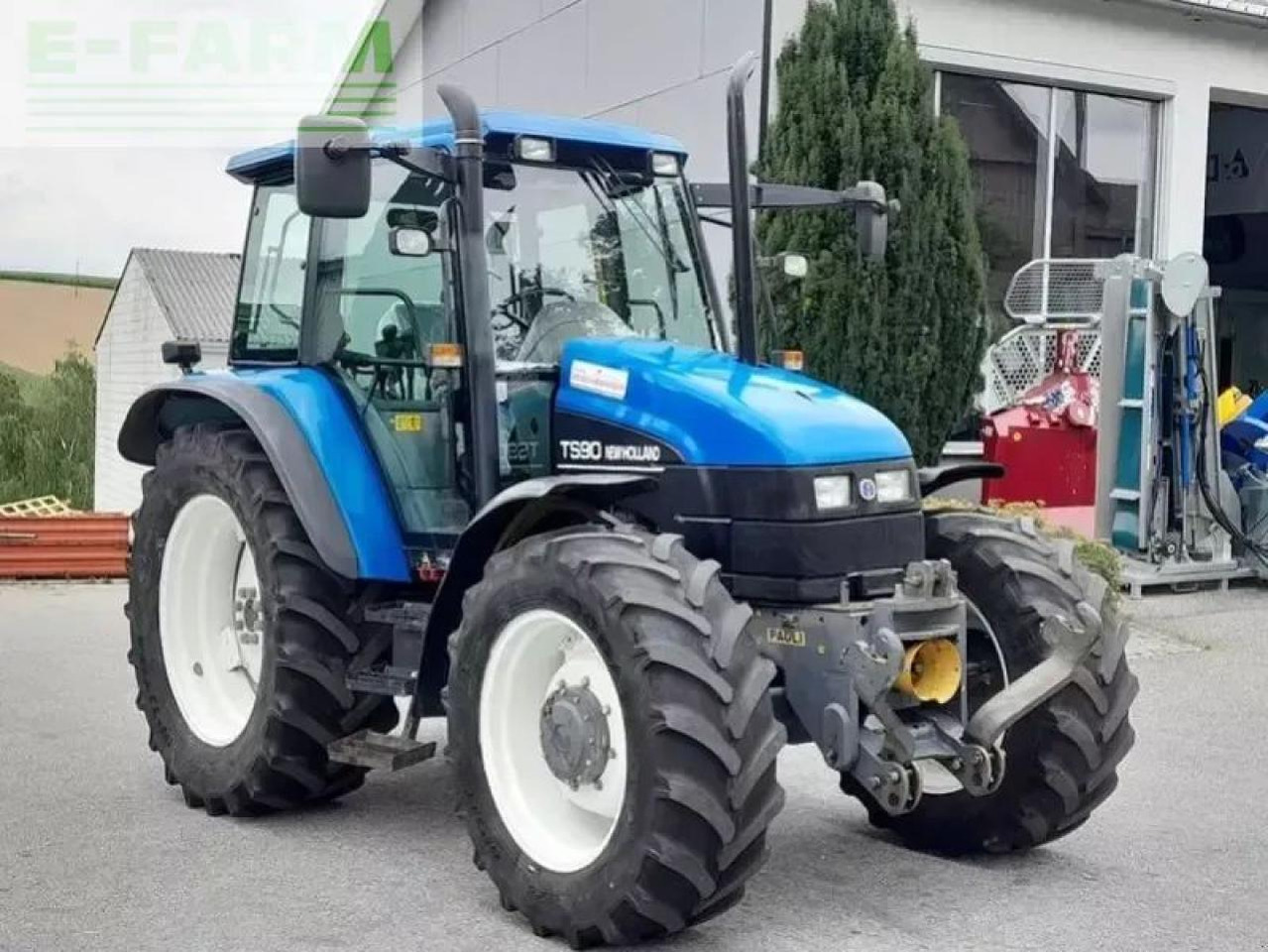 New Holland ts90 - Traktors: foto 2 New Holland ts90 - Traktors: foto 2