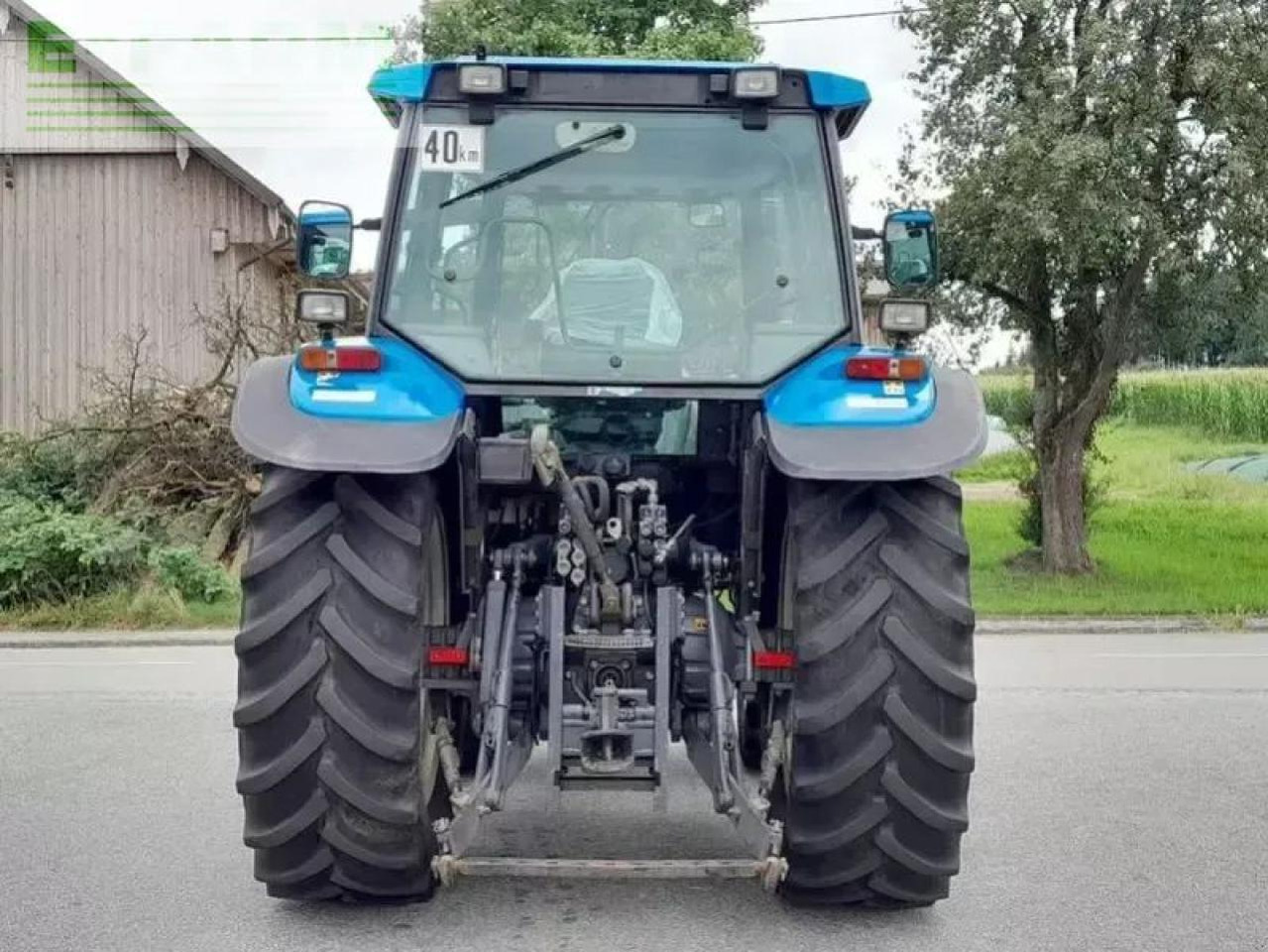 New Holland ts90 - Traktors: foto 4 New Holland ts90 - Traktors: foto 4
