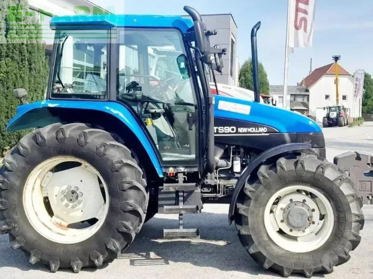New Holland ts90 - Traktors: foto 4 New Holland ts90 - Traktors: foto 4