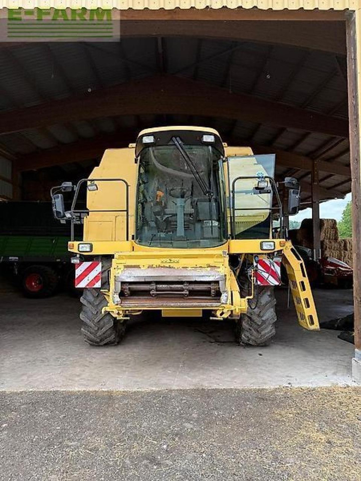 New Holland tx 68 plus mit rapstisch - Labības kombains: foto 1 New Holland tx 68 plus mit rapstisch - Labības kombains: foto 1