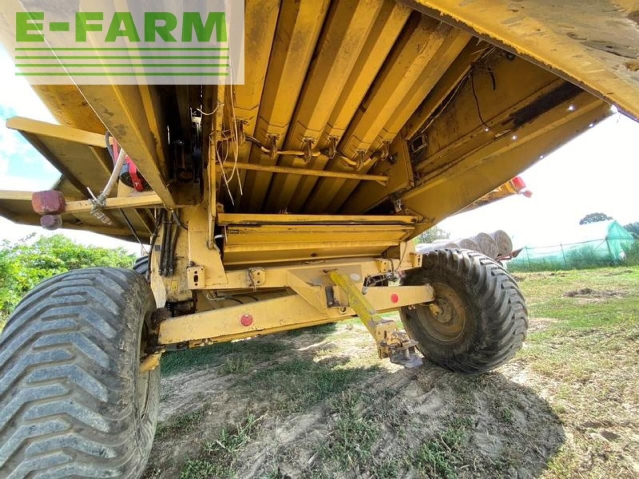 Labības kombains New Holland tx68: foto 18