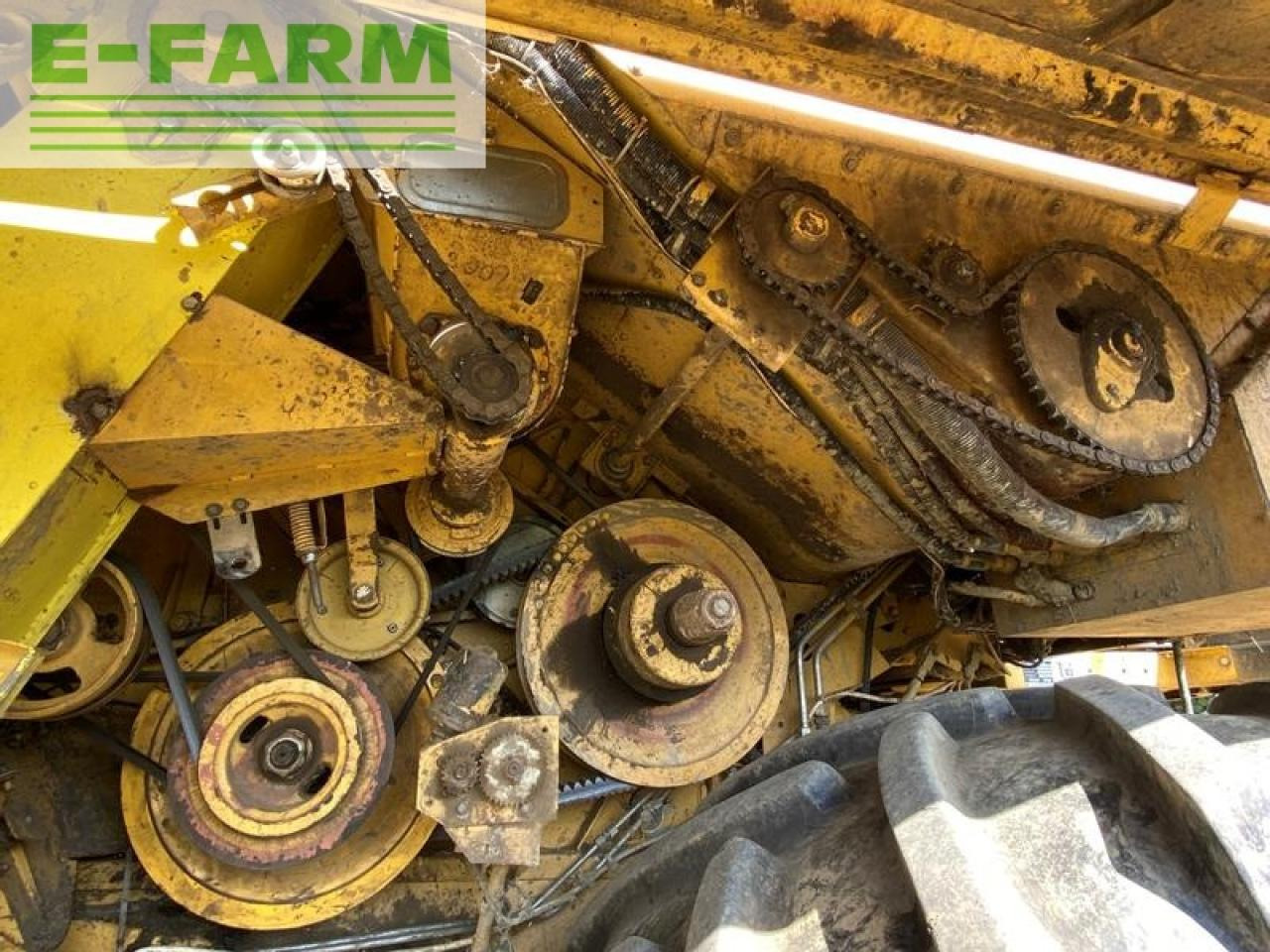 Labības kombains New Holland tx68: foto 8