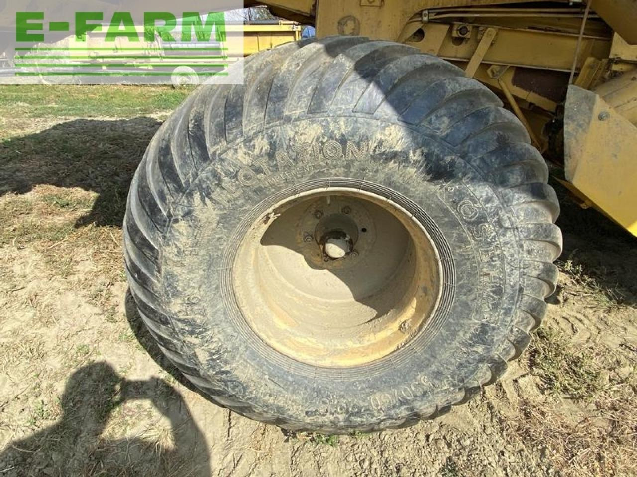 Labības kombains New Holland tx68: foto 12
