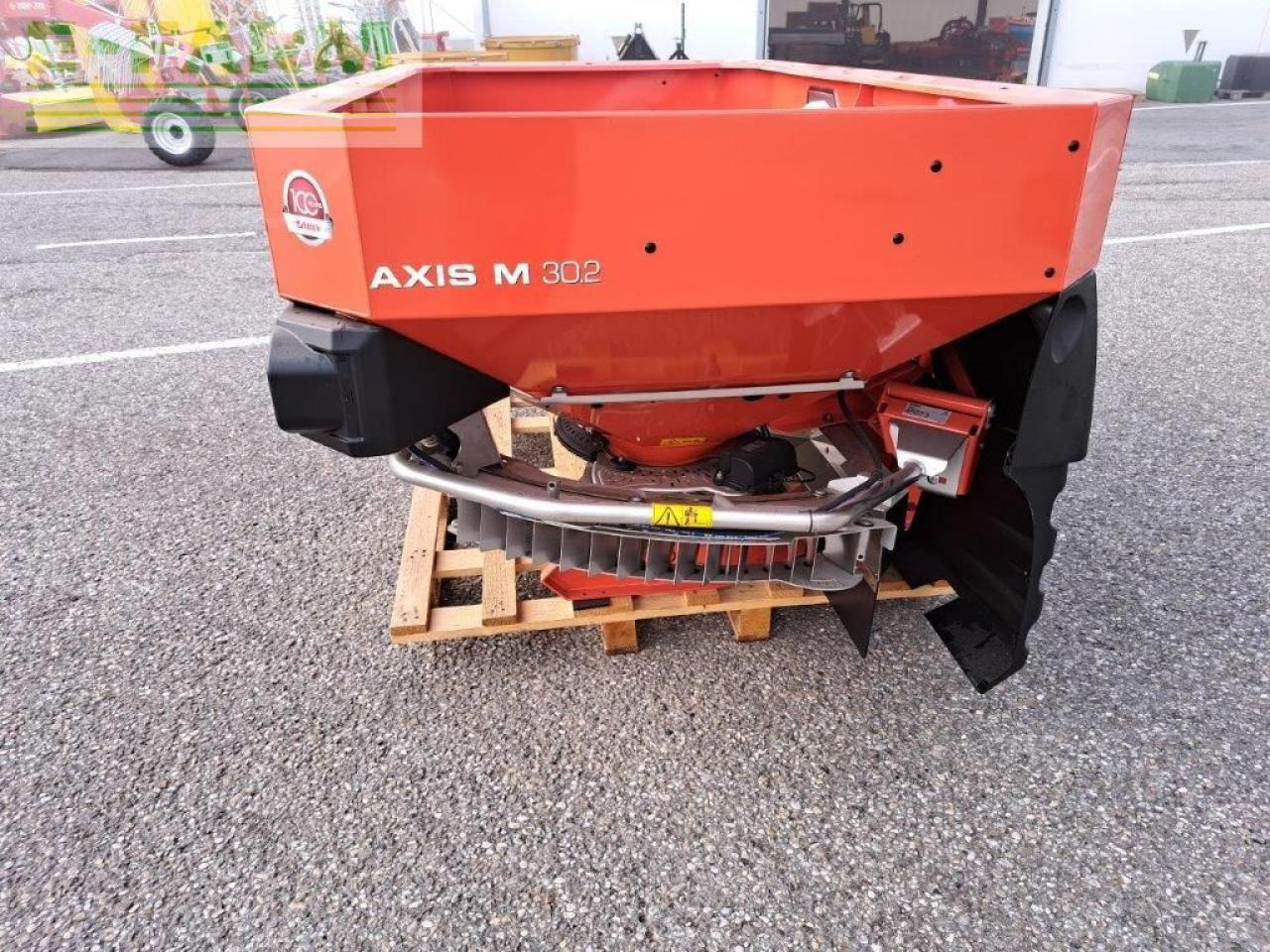 Rauch Düngerstreuer AXIS 30.2 EMC+W - Minerālmēslu izkliedētājs: foto 2 Rauch Düngerstreuer AXIS 30.2 EMC+W - Minerālmēslu izkliedētājs: foto 2