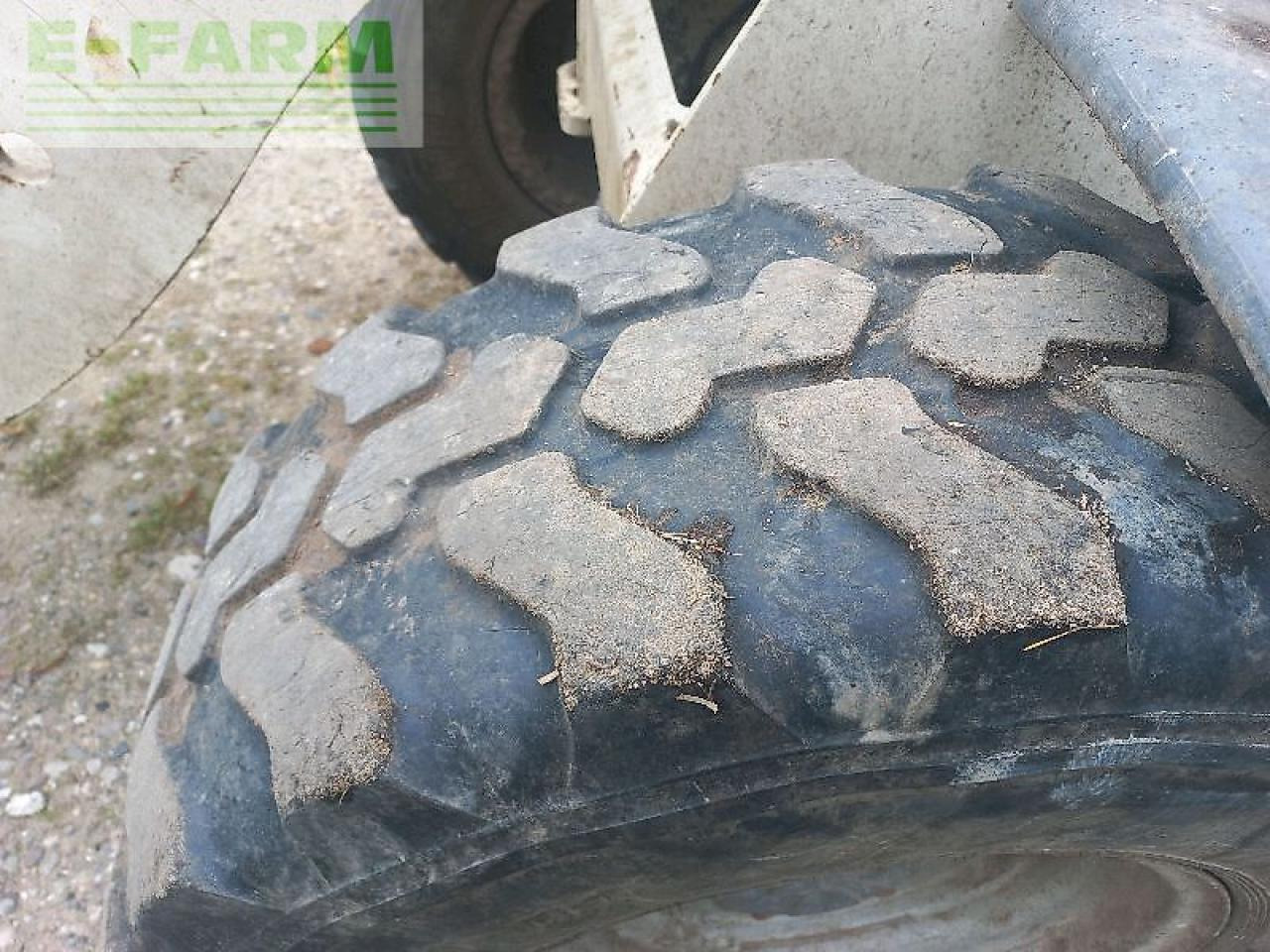 Schaeff skl 824 - Mini-ekskavators: foto 2 Schaeff skl 824 - Mini-ekskavators: foto 2