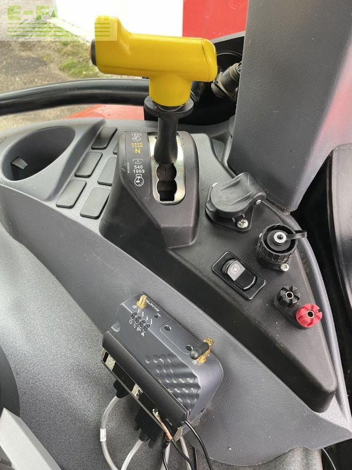 Traktors Steyr 4130 profi cvt komfort CVT: foto 12 Traktors Steyr 4130 profi cvt komfort CVT: foto 12