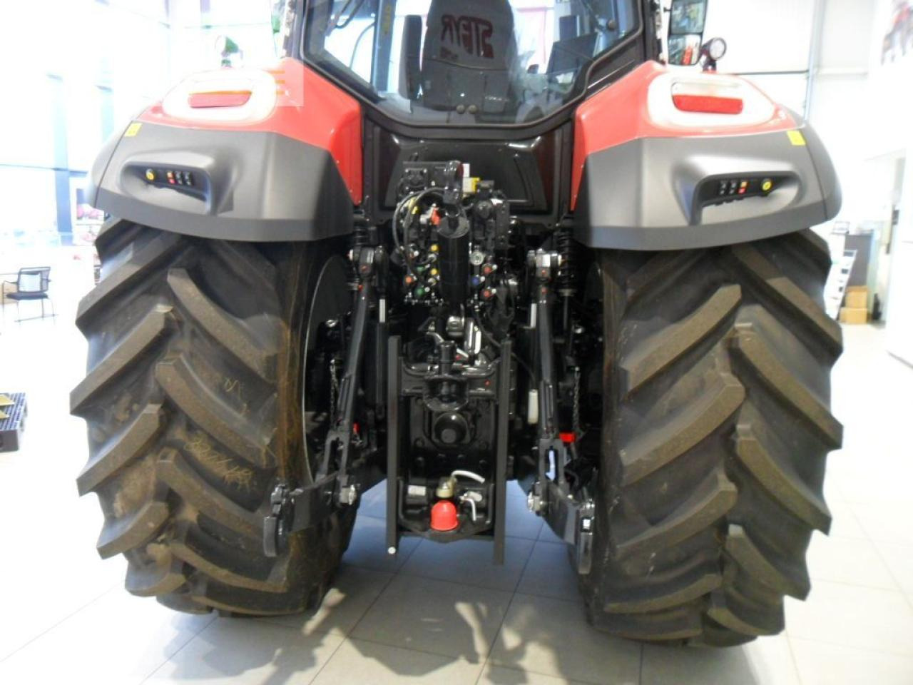 Steyr 6270 terrus cvt (stage v) CVT - Traktors: foto 4 Steyr 6270 terrus cvt (stage v) CVT - Traktors: foto 4