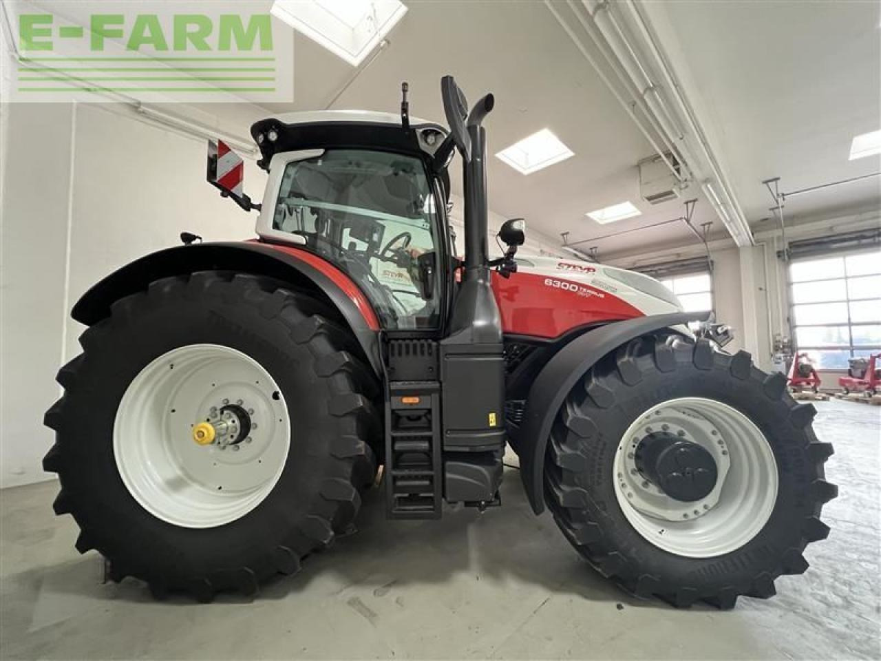 Traktors Steyr 6300 terrus cvt (stage v) CVT: foto 8