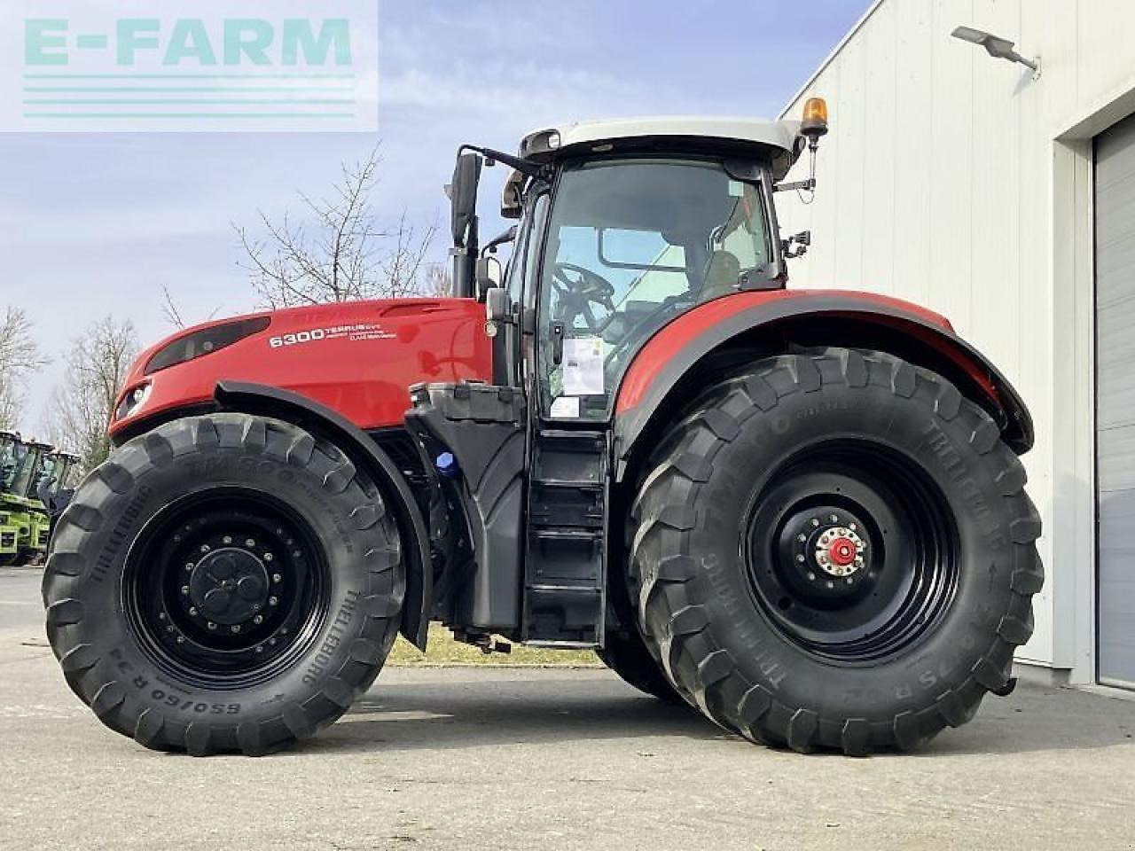 Steyr terrus 6300 - Traktors: foto 4 Steyr terrus 6300 - Traktors: foto 4