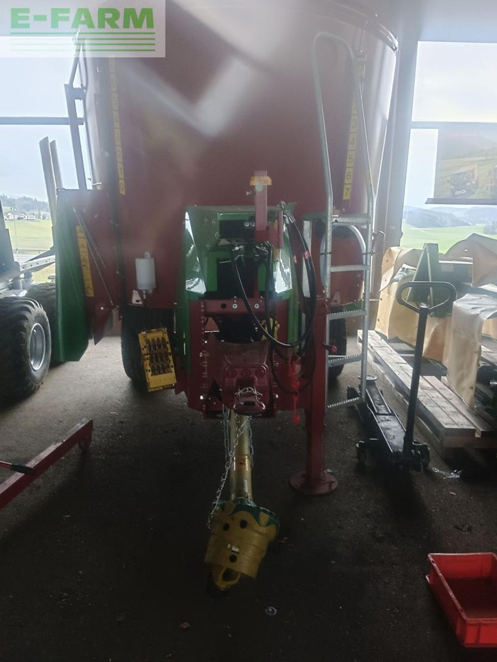 Strautmann verti - mix 1251 - Fermu aprīkojums: foto 2 Strautmann verti - mix 1251 - Fermu aprīkojums: foto 2