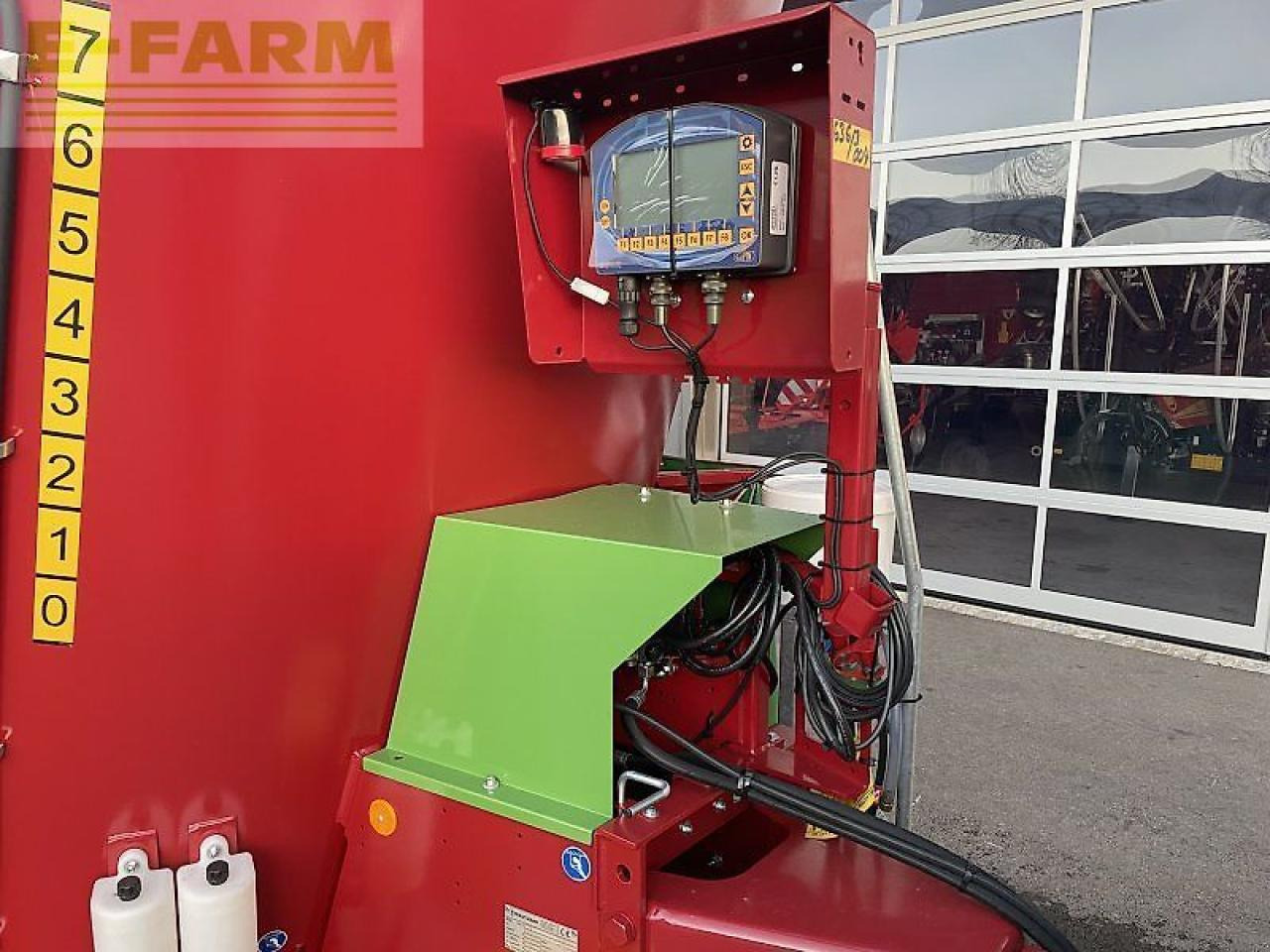 Strautmann verti-mix 1500 double k - Fermu aprīkojums: foto 2 Strautmann verti-mix 1500 double k - Fermu aprīkojums: foto 2