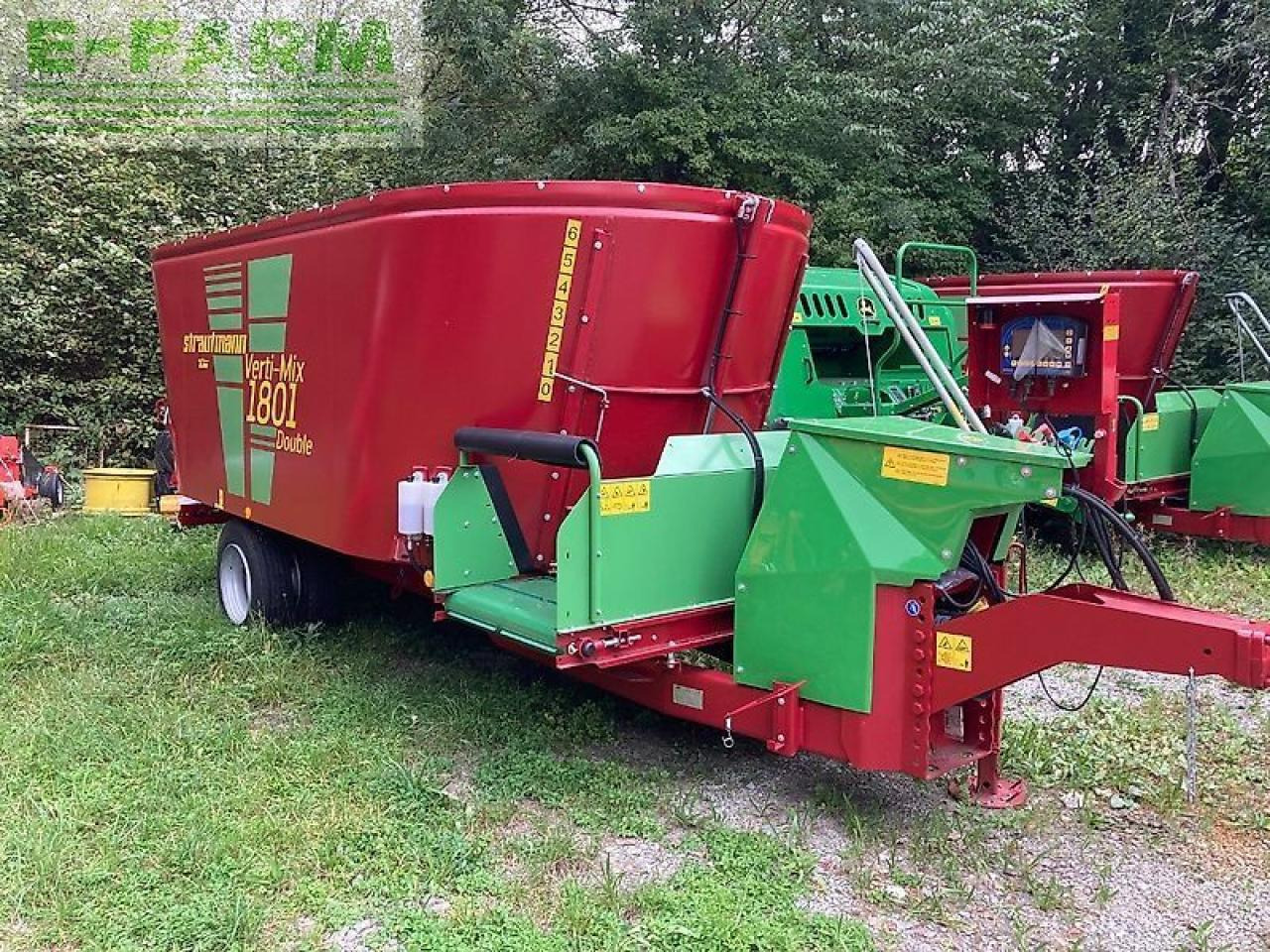 Strautmann verti-mix 1801 double - Fermu aprīkojums: foto 1 Strautmann verti-mix 1801 double - Fermu aprīkojums: foto 1