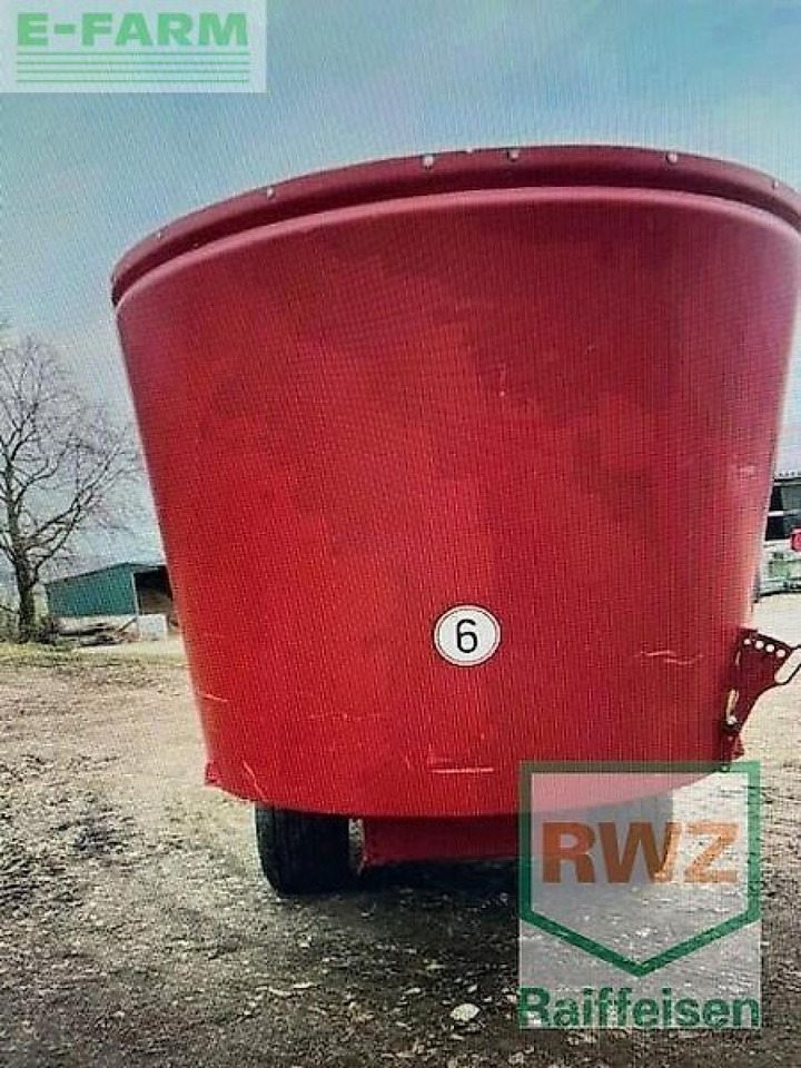 Strautmann verti-mix 2401 - Fermu aprīkojums: foto 5 Strautmann verti-mix 2401 - Fermu aprīkojums: foto 5
