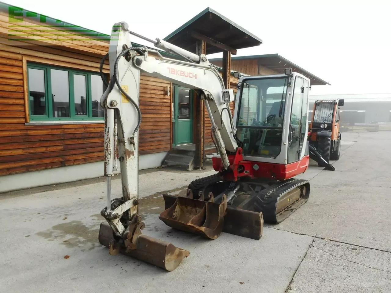 Takeuchi tb 235 ( 3.530kg ) hydr. sw + 3 löffel - Mini-ekskavators: foto 2 Takeuchi tb 235 ( 3.530kg ) hydr. sw + 3 löffel - Mini-ekskavators: foto 2