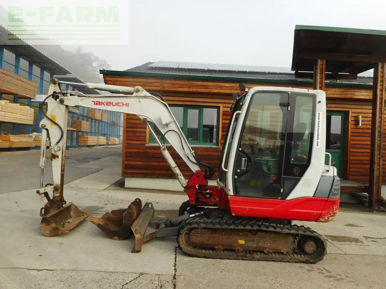 Takeuchi tb 235 ( 3.530kg ) hydr. sw + 3 löffel - Mini-ekskavators: foto 1 Takeuchi tb 235 ( 3.530kg ) hydr. sw + 3 löffel - Mini-ekskavators: foto 1