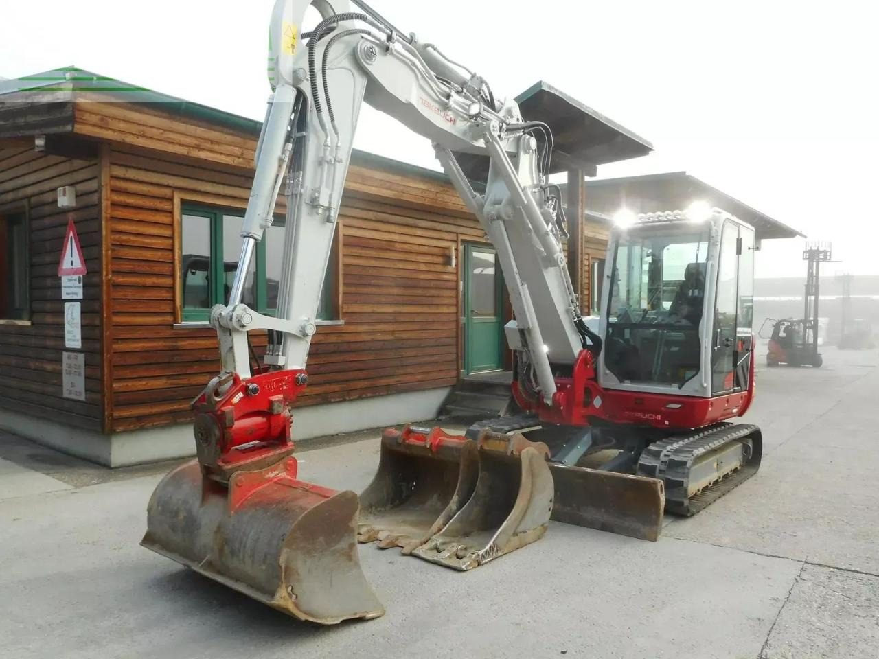 Takeuchi tb 370 ( 6.710kg ) vollausstattung und neuzusta - Mini-ekskavators: foto 2 Takeuchi tb 370 ( 6.710kg ) vollausstattung und neuzusta - Mini-ekskavators: foto 2