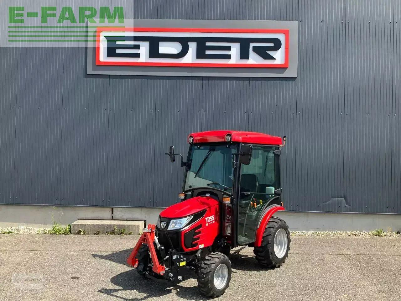 Tym ts 255 nh kabine - Traktors: foto 1 Tym ts 255 nh kabine - Traktors: foto 1